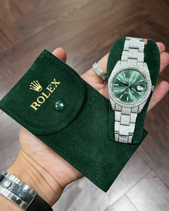 dong-ho-rolex-full-diamond-mat-so-xanh-la-1701676048.jpg