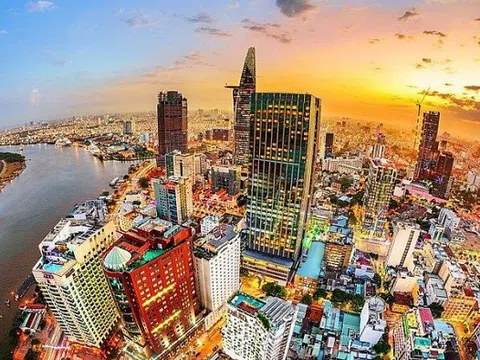 Dự báo kinh tế Việt Nam tăng trưởng 5,6 - 5,8% trong năm 2021