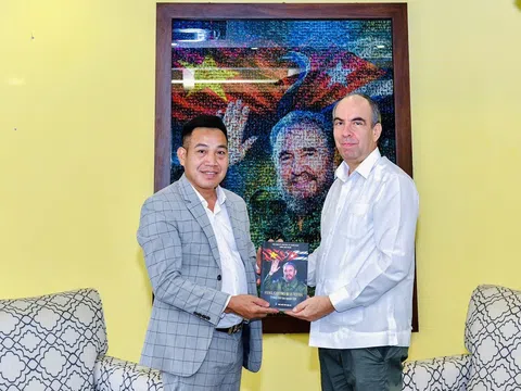 Tác phẩm "Nụ cười Fidel"