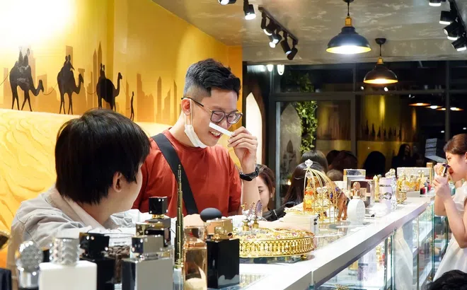 Tinh dầu nước hoa, sự lựa chọn chất lượng hàng đầu cho phân khúc khách hàng kinh tế thấp