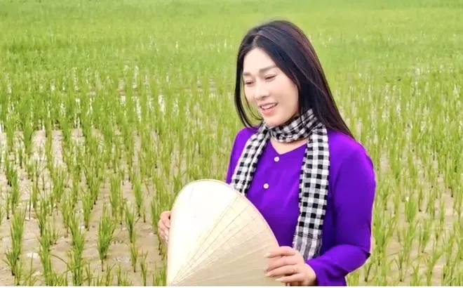 Tuyển tập 100 ca khúc mang âm hưởng dân ca Nam Bộ dành cho dạy học chuyên ngành Thanh nhạc